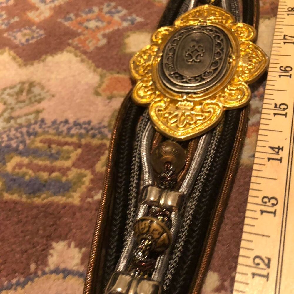 Women's Black Jewelry